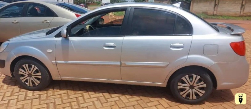 kia-rio-for-sale-big-1