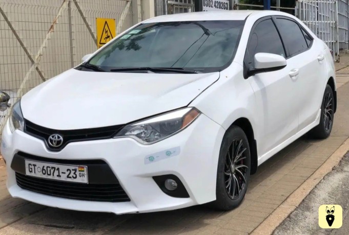 toyota-corolla-le-big-3