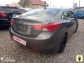 hyundai-elantra-small-1