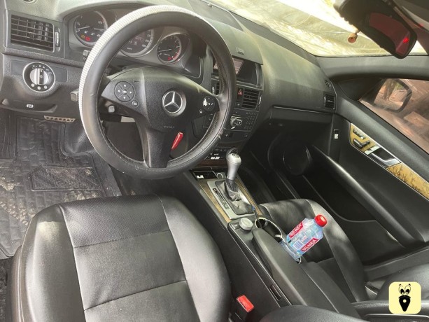 mercedes-benz-c300-4matic-big-10