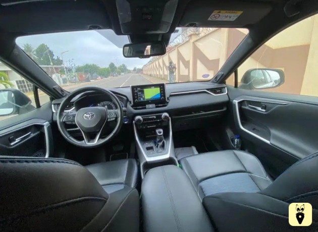 toyota-rav4-hybrid-big-2