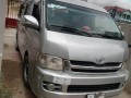 toyota-hiace-small-0