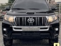 land-cruiser-prado-small-0