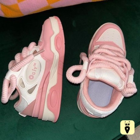 womens-pink-and-white-trainers-big-1