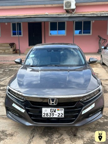 honda-accord-touring-big-2