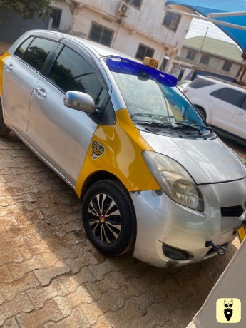 toyota-vitz-big-6