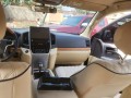 toyota-landcruiser-small-4