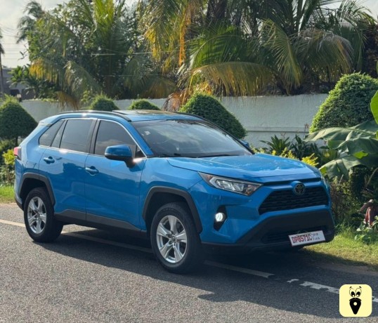 toyota-rav4-2019-big-3