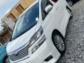 toyota-vellfire-van-small-2