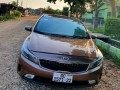 kia-forte-2018-small-0