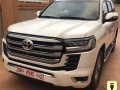 toyota-landcruiser-v8-gxr-small-0