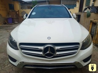 MERCEDES BENZ GLC 300