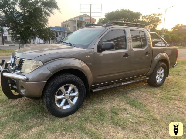 nissan-navara-2015-big-2