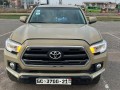 toyota-tacoma-2016-small-0