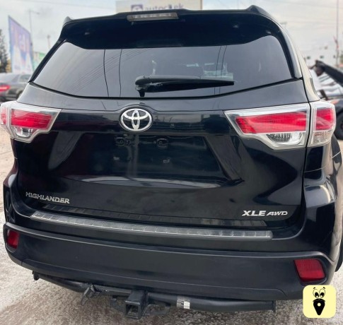 toyota-highlander-xle-2014-big-4