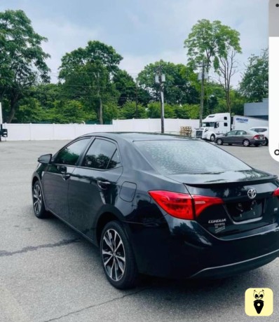 toyota-corolla-se-2018-big-2