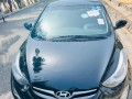 hyundai-elantra-2014-small-1