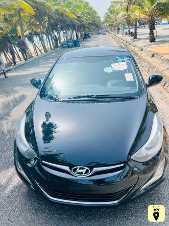 hyundai-elantra-2014-big-1