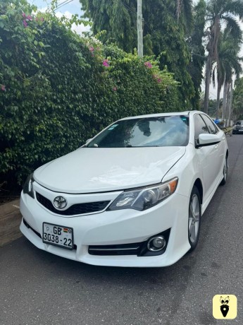 toyota-camry-spider-2014-big-0