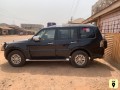 mitsubishi-pajero-2010-small-4