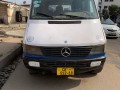 mercedes-benz-sprinter-small-0