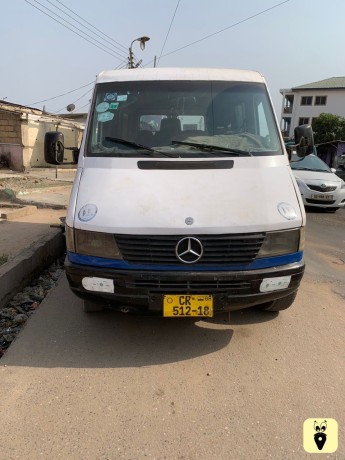 mercedes-benz-sprinter-big-0