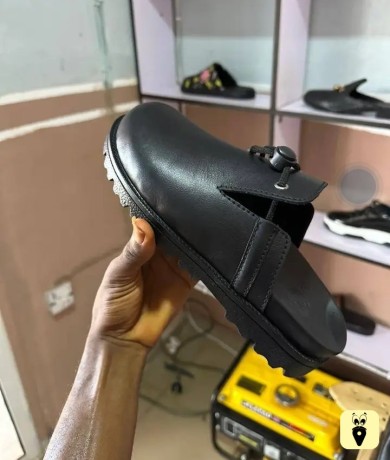 quality-handmade-footwears-big-1