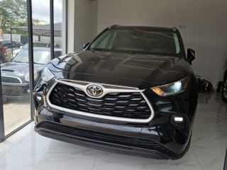 TOYOTA HIGHLANDER 2021