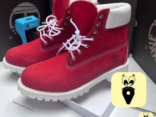 TIMBERLAND BOOTS