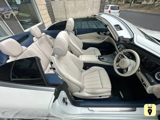 mercedes-benz-e-200-cabriolet-big-3