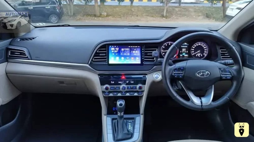 hyundai-elantra-gls-2023-big-2